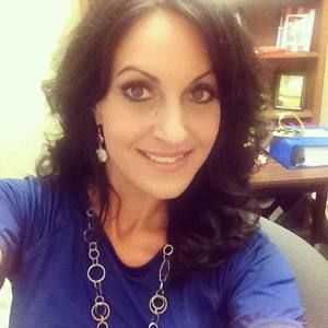 Meet your Posher, Leslie